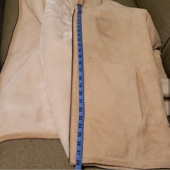 St. John’s Bay fur lined shearling hooded coat - Picture 8 of 8